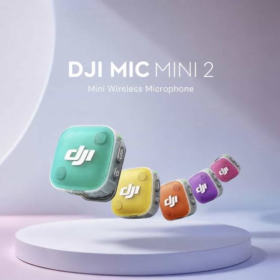 میکروفون بی‌سیم DJI Mic Mini 2 در رنگ‌های مختلف فیروزه‌ای، زرد، نارنجی، بنفش و صورتی